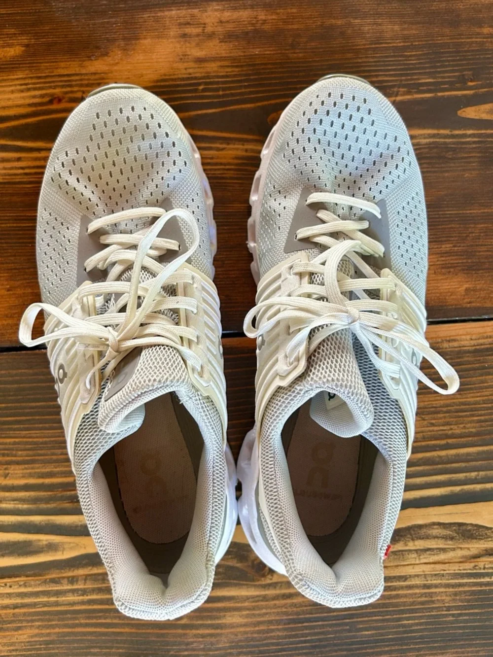 On Running Cloudswift Women’s Sneakers in Light Grey - Picture 5 of 7